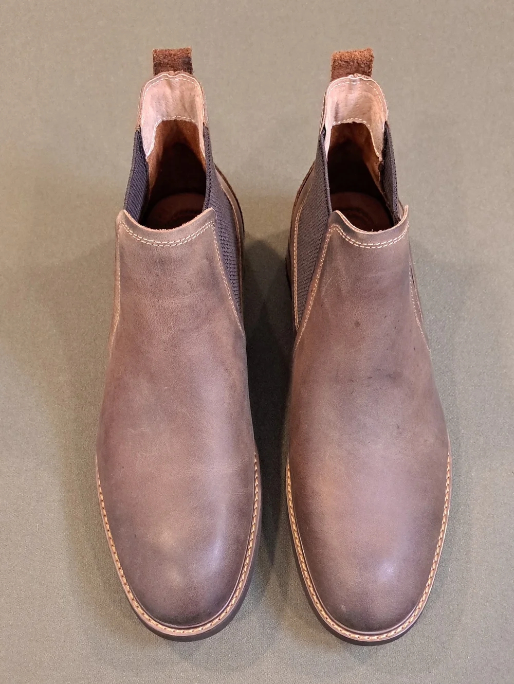Florsheim Chalet Plain Toe Chelsea Boot - Color: Brown - Size: Men 8.5